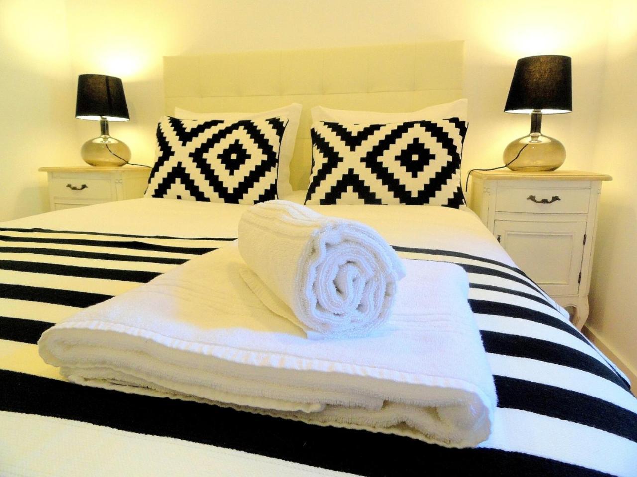 Principe Real Cecilio Apartments Lisbon Bagian luar foto