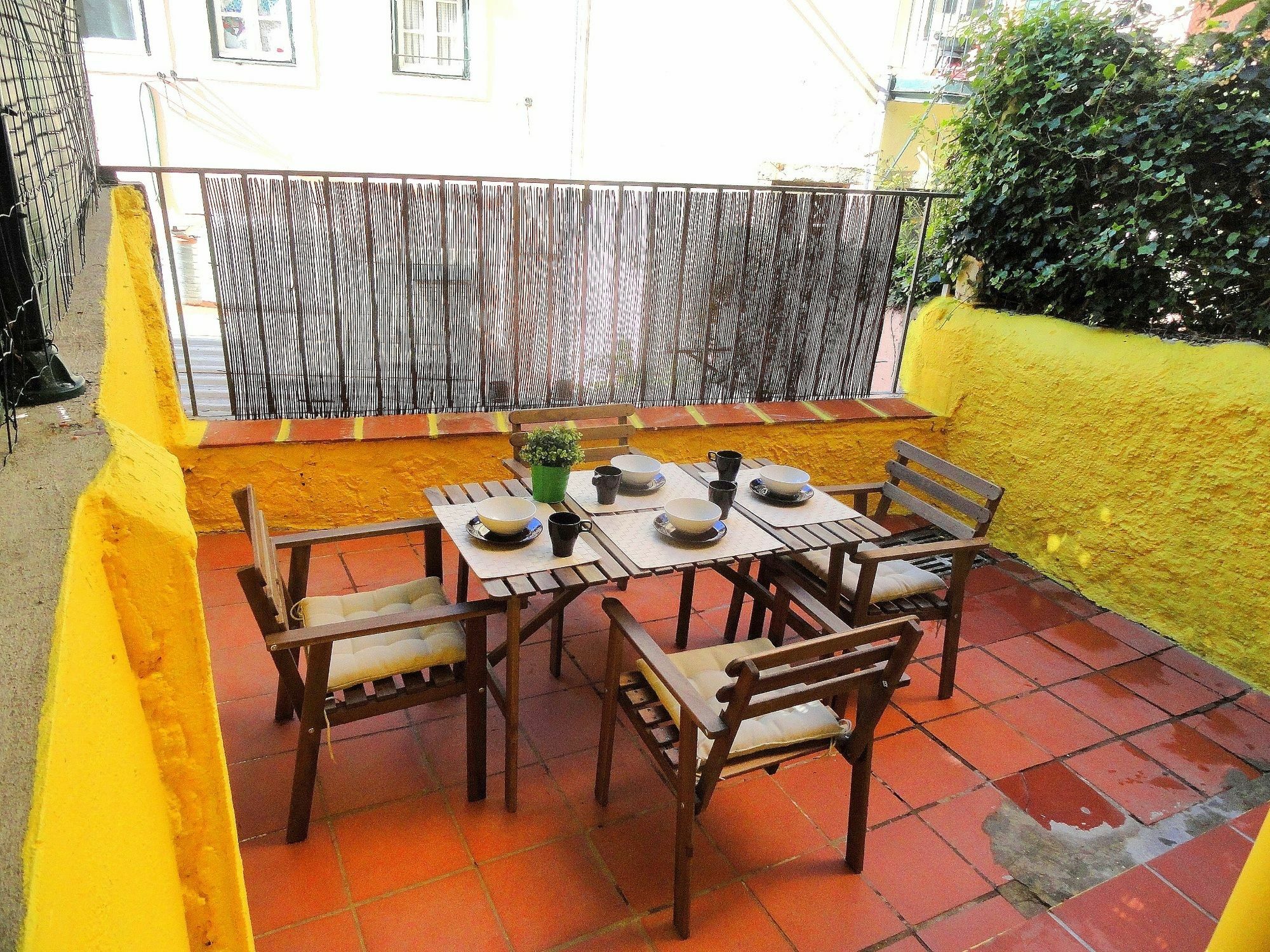 Principe Real Cecilio Apartments Lisbon Bagian luar foto